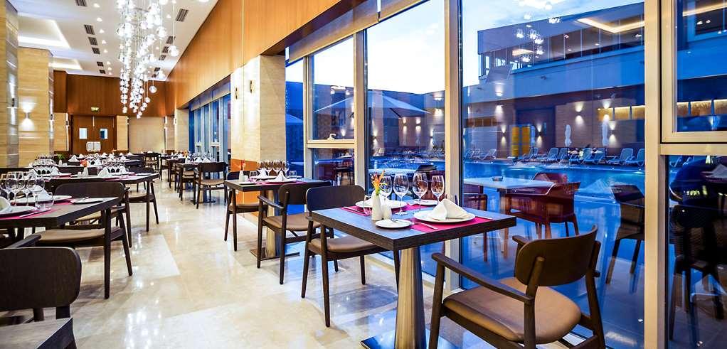 Hotel Golden Tulip Le Diplomate Kotonu Restauracja zdjęcie