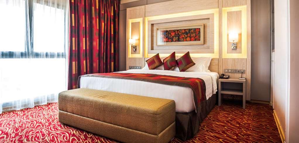 Hotel Golden Tulip Le Diplomate Kotonu Pokój zdjęcie